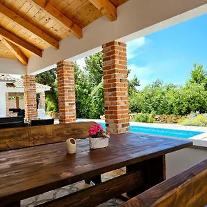  Ferienhaus Homes Sintija Kroatien